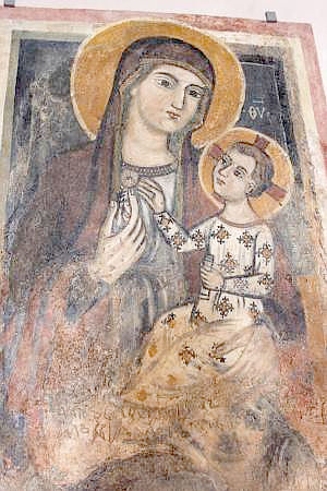 Visita guidata a Casarano, Madonna col bambino