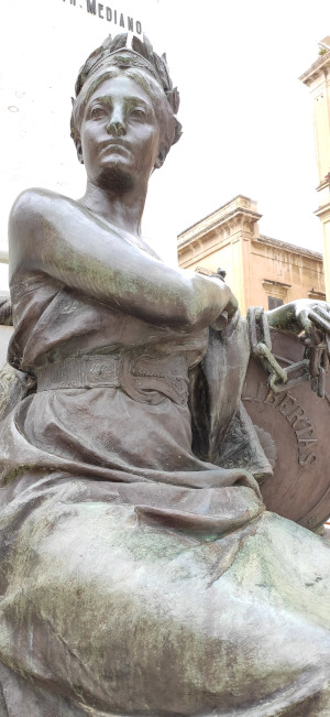 Visita guidata a Lecce: la libertà in piazza Castromediano