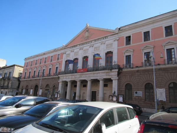 Visita guidata a Bari, Teatro Piccinni